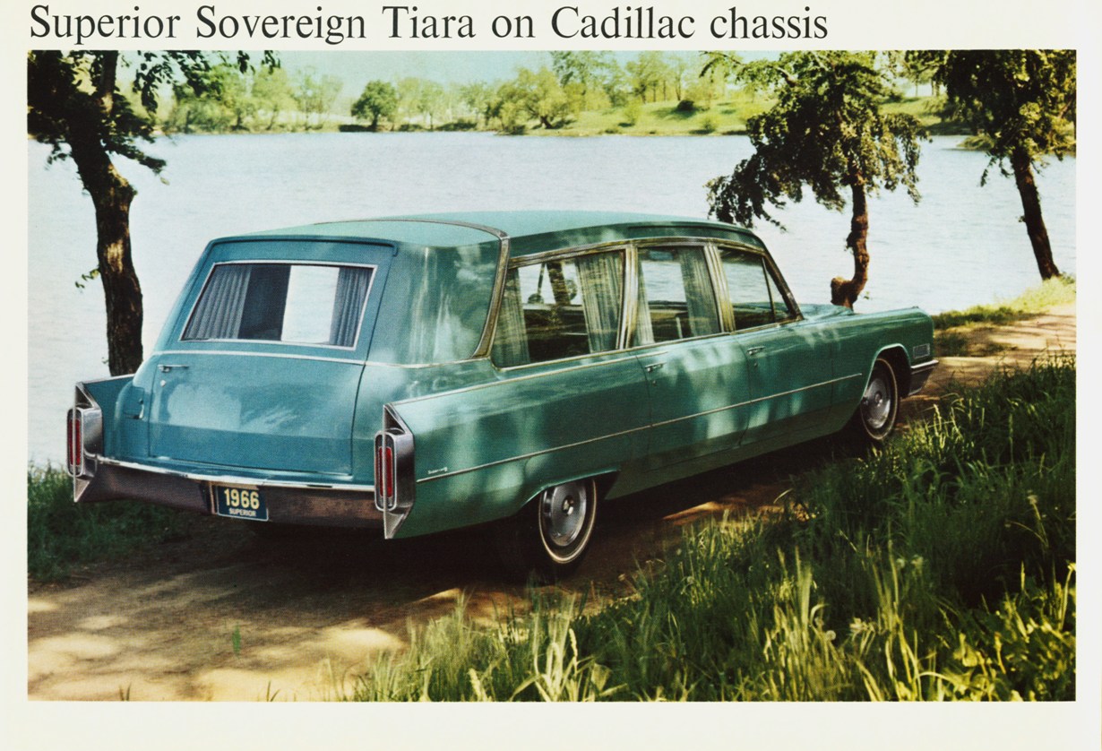 1966 Tiara #1