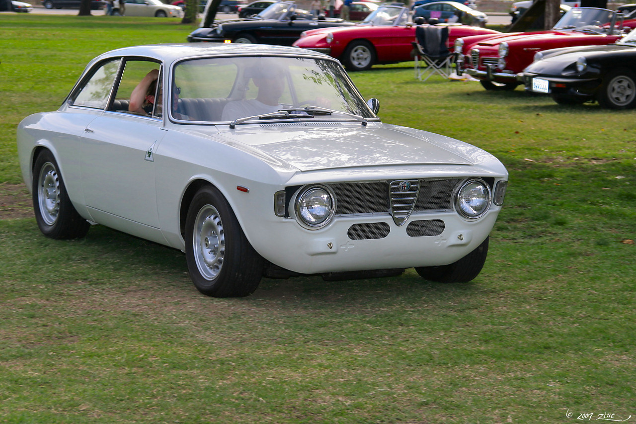 Alfa Romeo Giulia #13