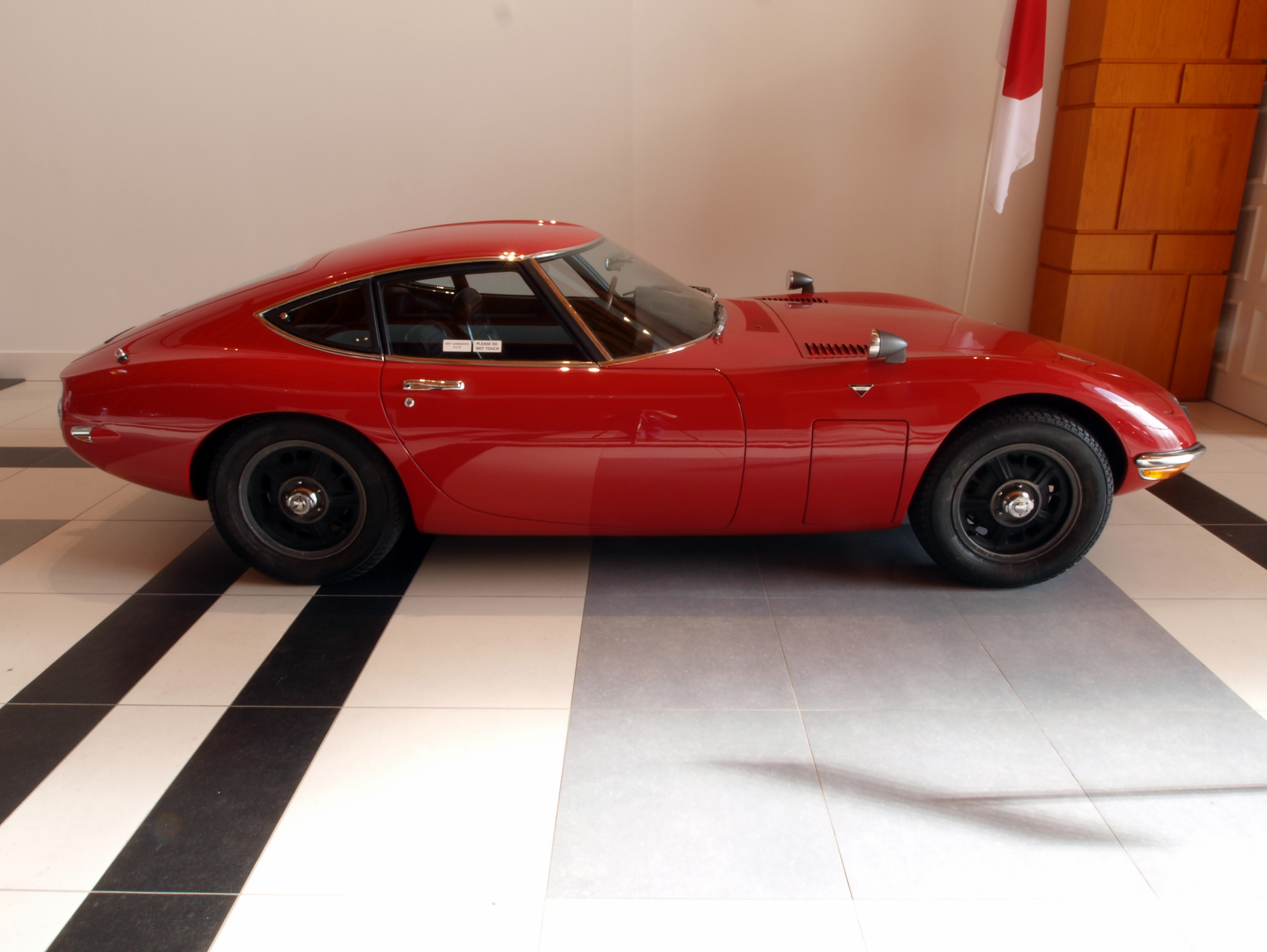 1968 2000 GT #12
