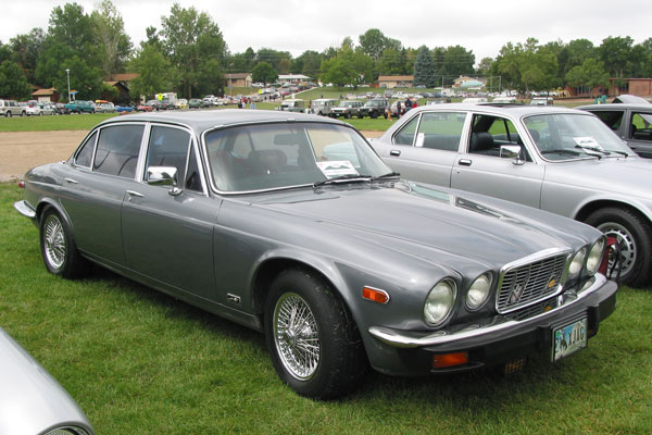 1976 XJ12 #13