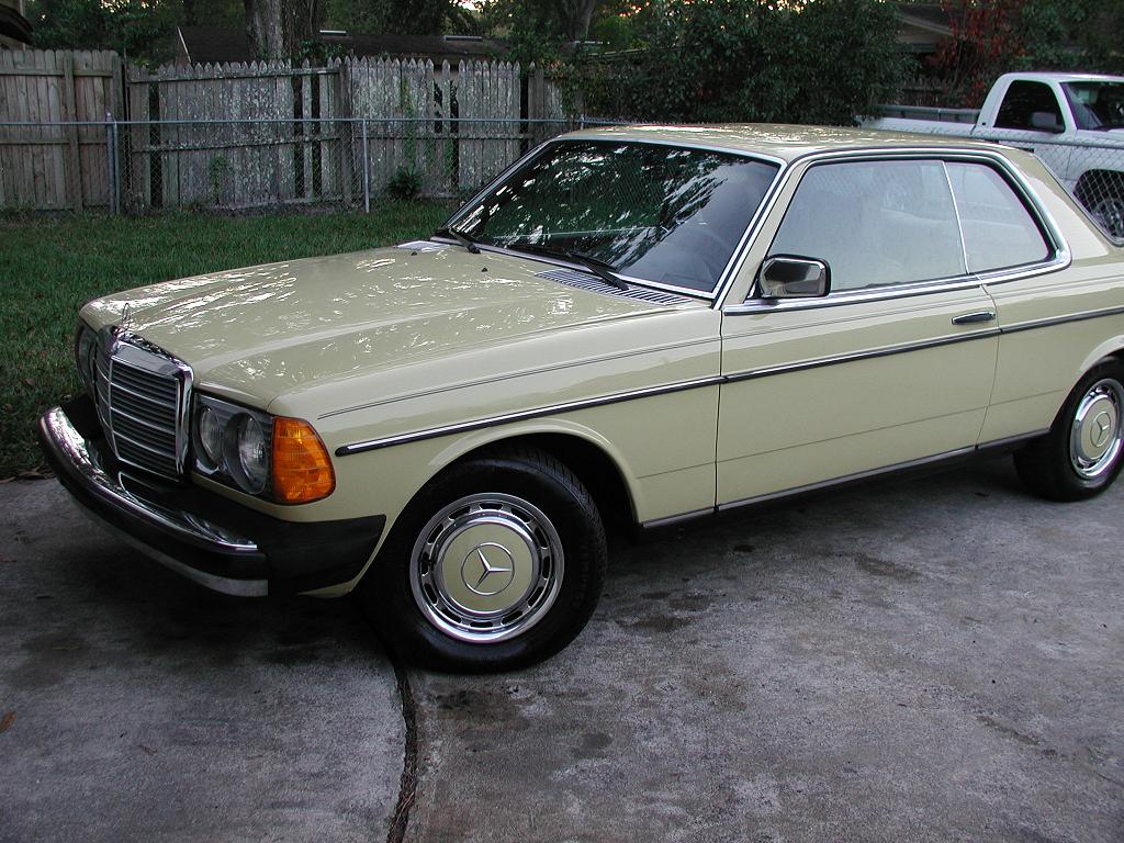1977 300D #9