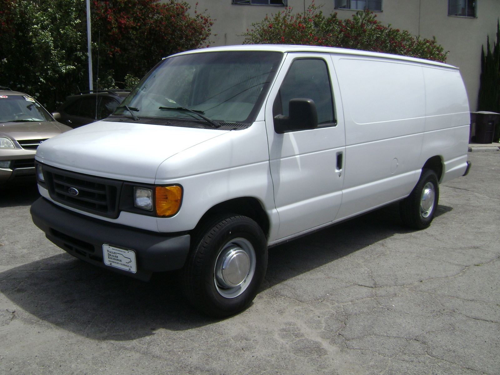 2005 Econoline Cargo #2