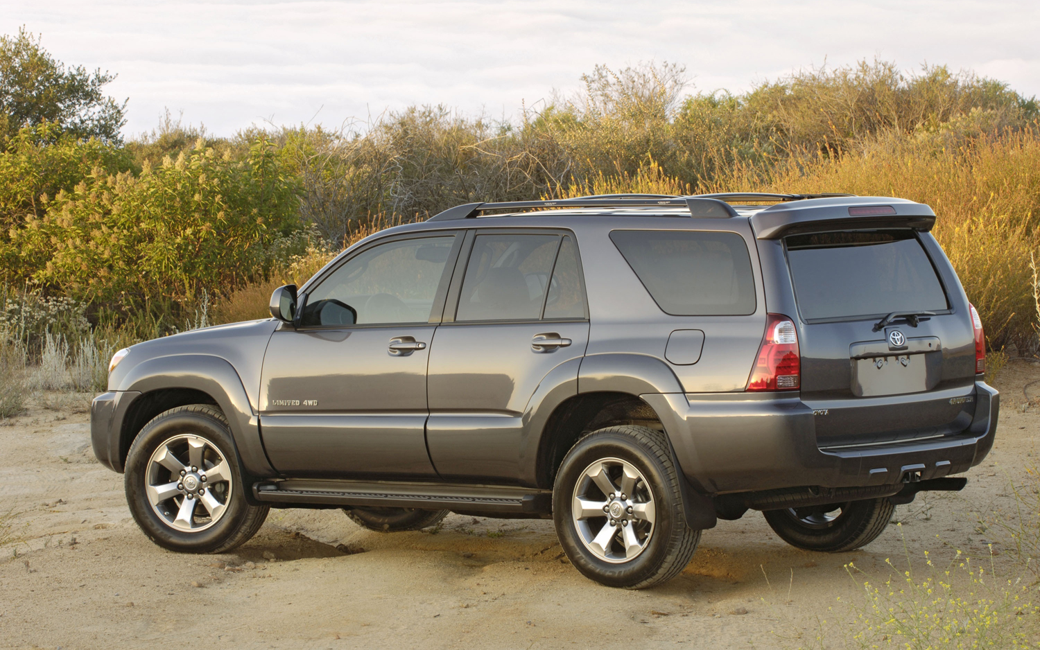 2006 Toyota 4Runner - Information and photos - MOMENTcar