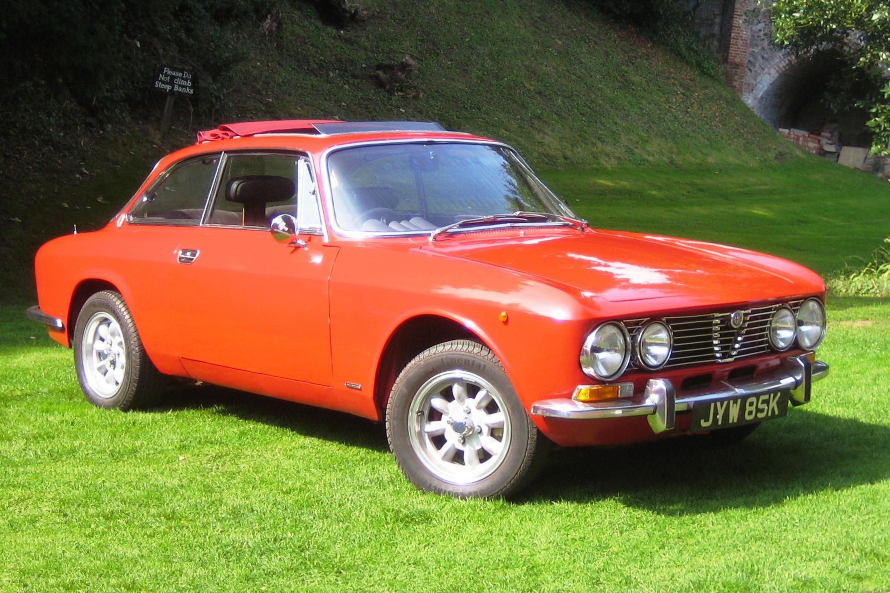 Alfa Romeo GTV 1971 #2