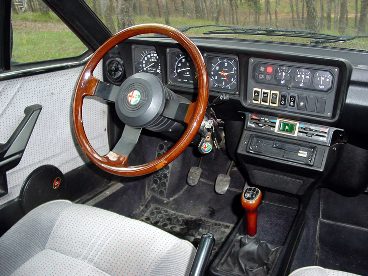 Alfa Romeo GTV 1983 #7