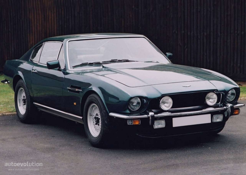 Aston Martin Vantage #9