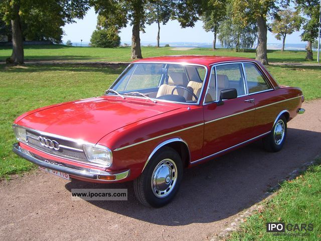 Audi 100 1971 #1
