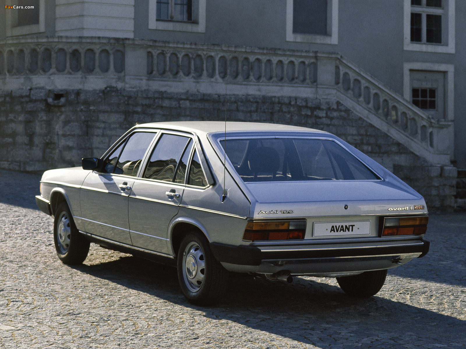 Audi 100 1977 #6