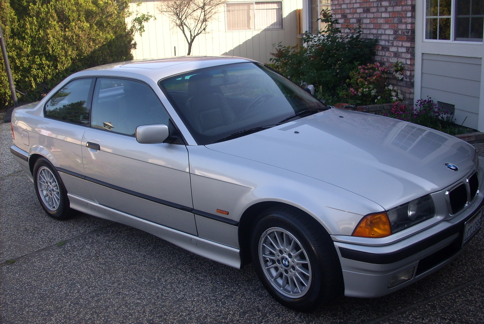 BMW 1998 #1