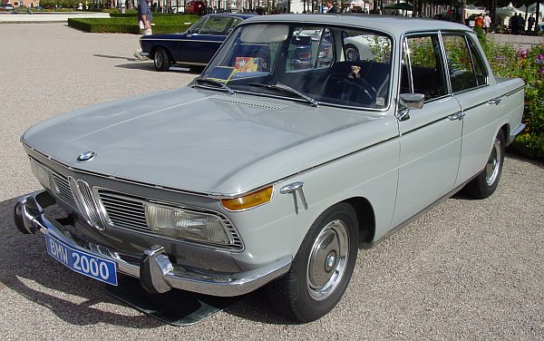 BMW 2000 1967 #3