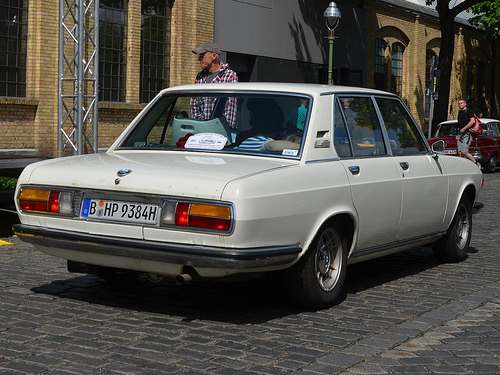 BMW 2500 1971 #8