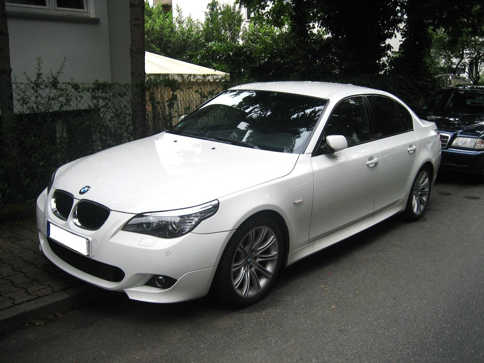 BMW 530 Information And Photos MOMENTcar