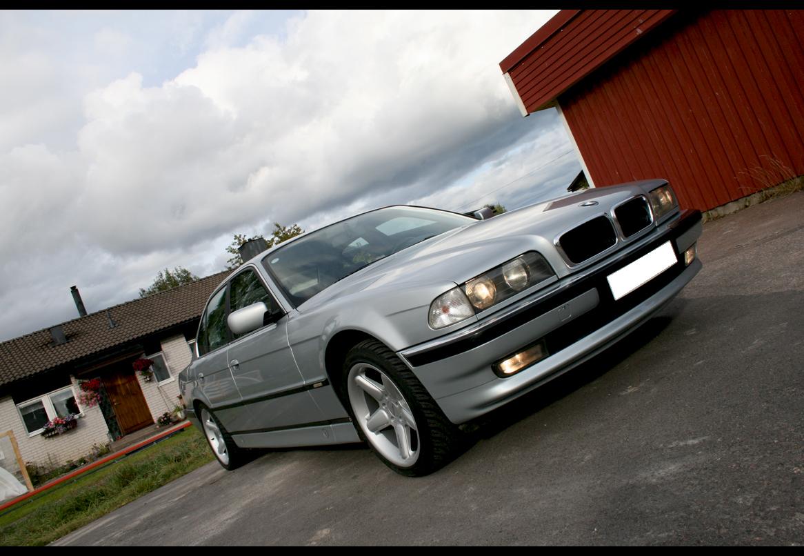 BMW 7 Series 1995 #14