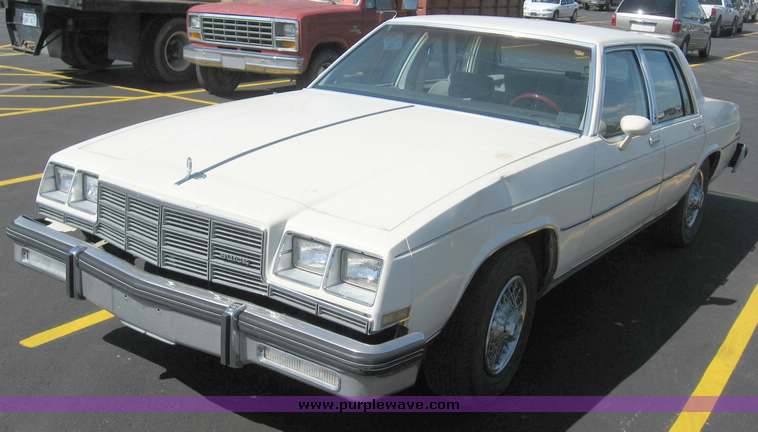 Buick LeSabre 1983 #1