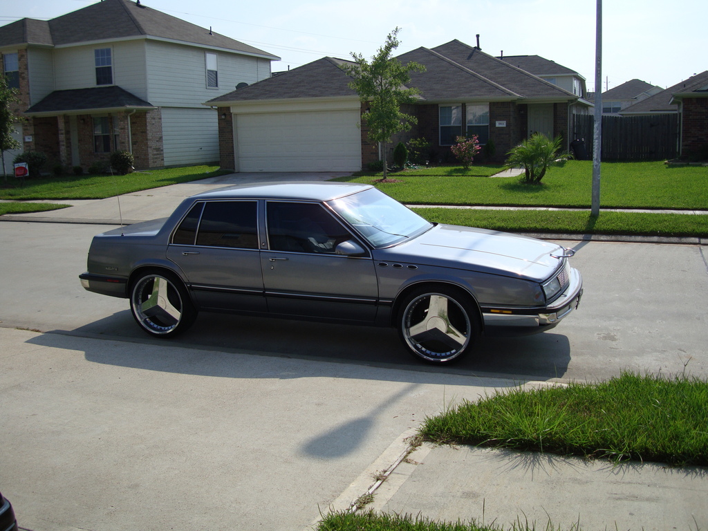 Buick LeSabre 1991 #6