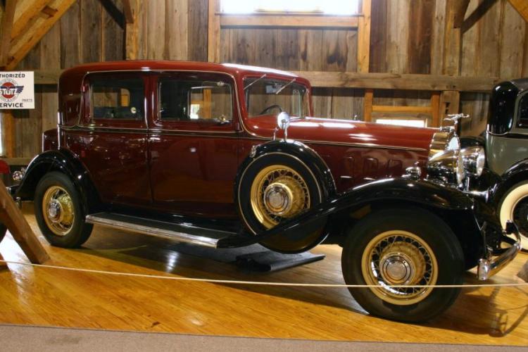 Buick Series 90 1932 #4