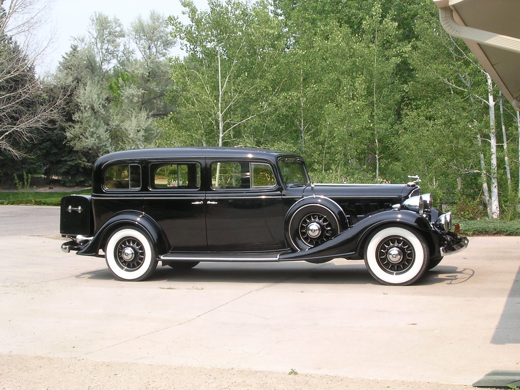 Buick Series 90 1933 #3