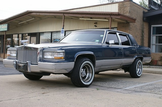 Cadillac Brougham 1990 #14