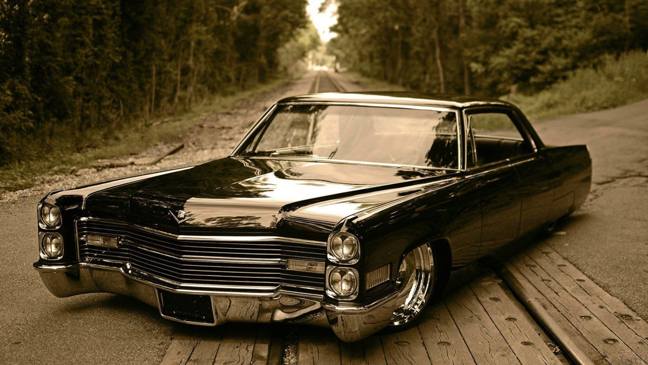 Cadillac DeVille #26