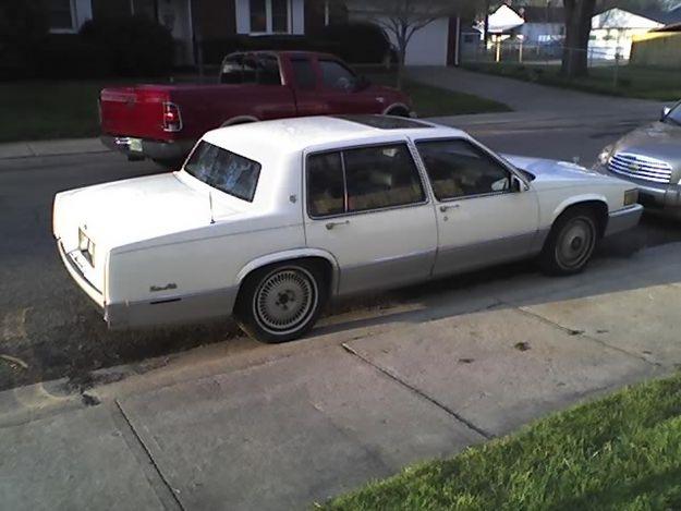 Cadillac DeVille 1990 #9