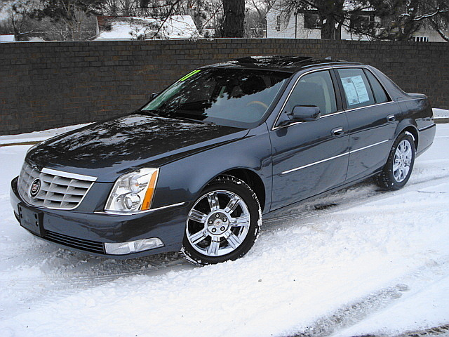Cadillac DTS 2011 #6