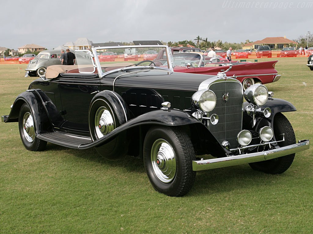 Cadillac Fisher 1932 #11