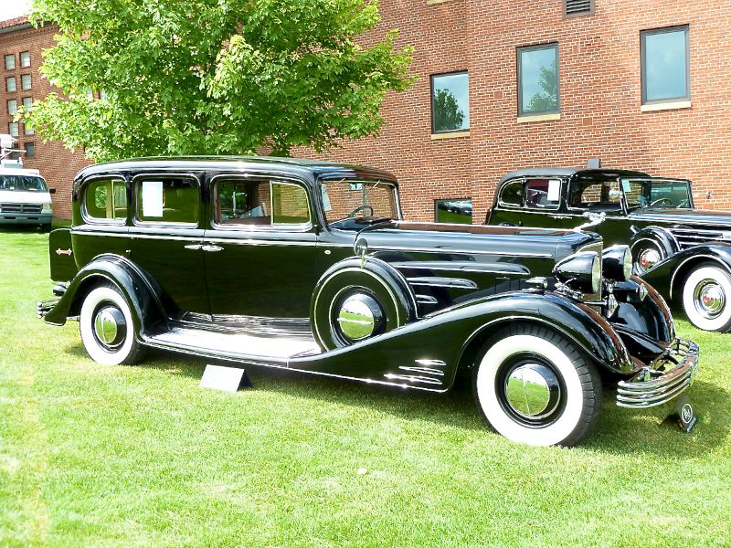 Cadillac Fleetwood 1933 #8