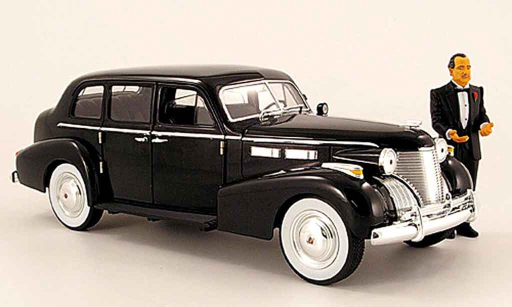 Cadillac Fleetwood 1940 #1