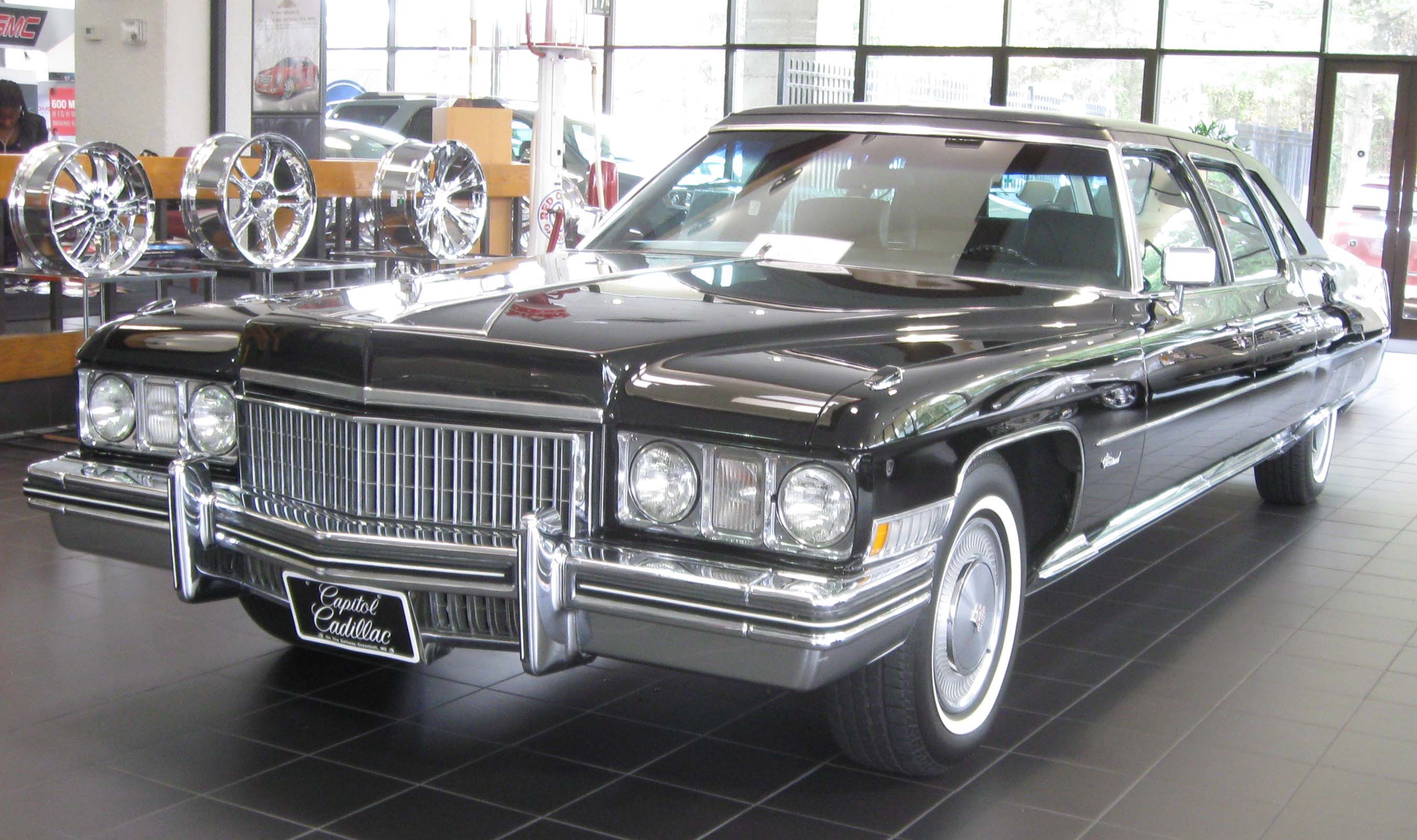 Cadillac Fleetwood #7
