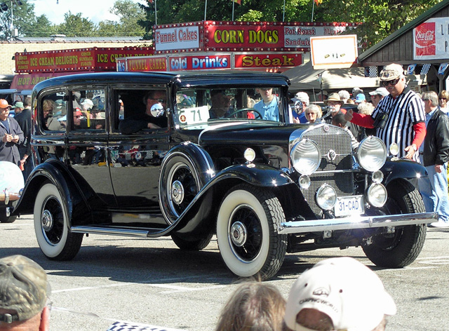 Cadillac Series 355 1932 #10