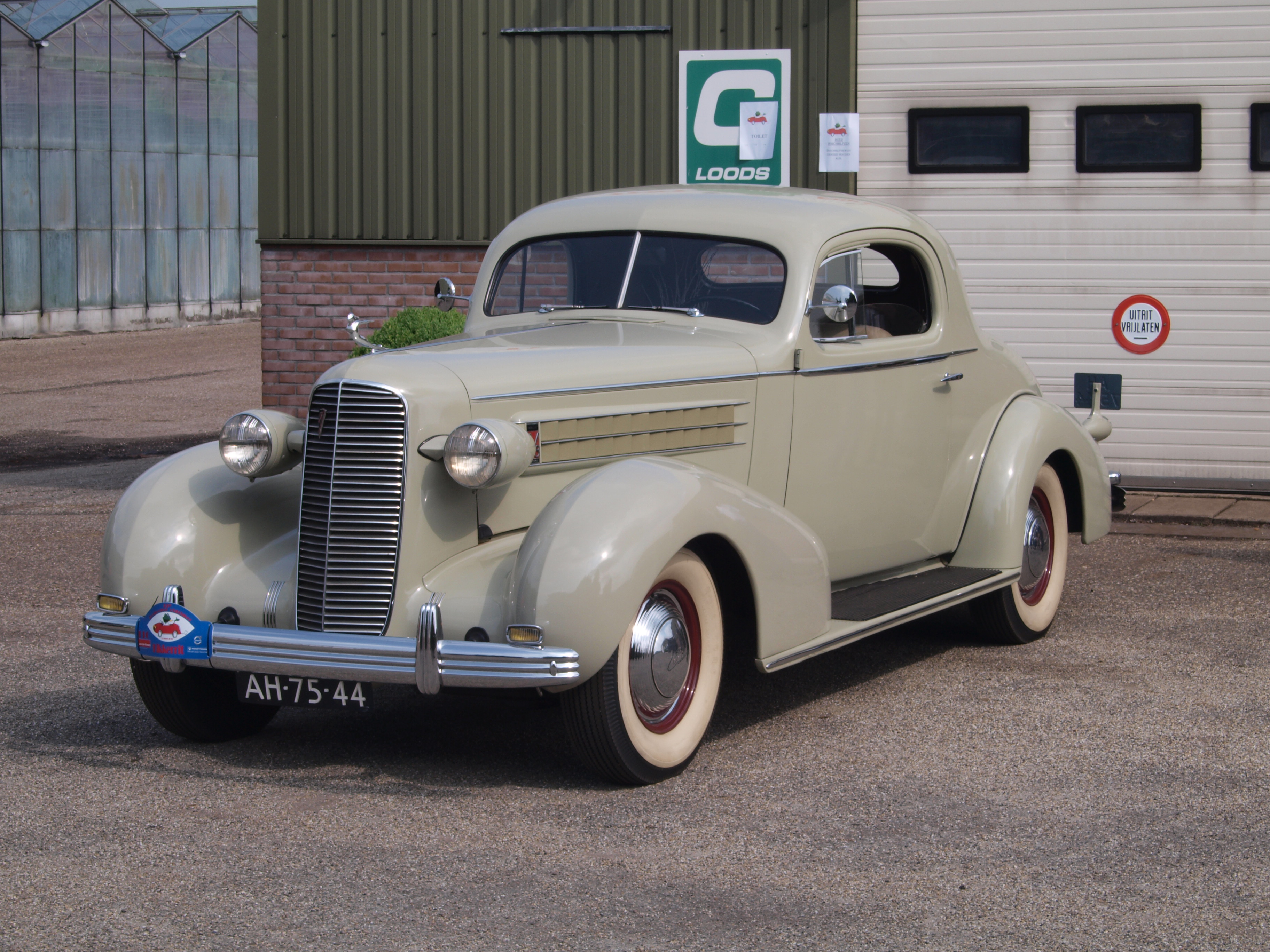 Cadillac Series 60 1939 #12