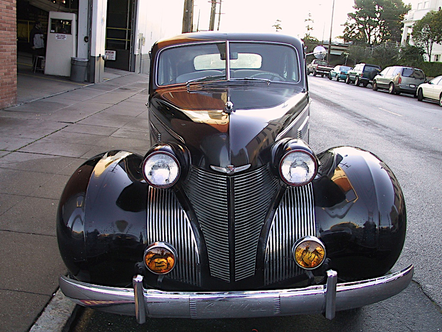 Cadillac Series 61 1939 #9
