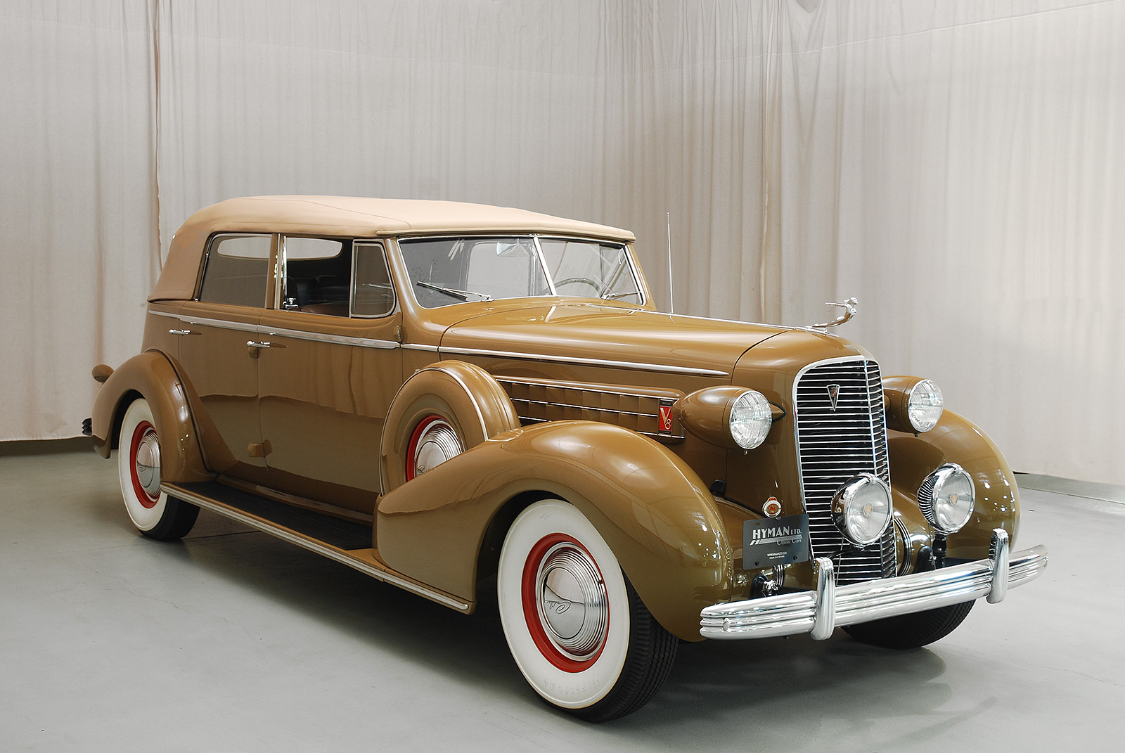 Cadillac Series 70 1936 #12