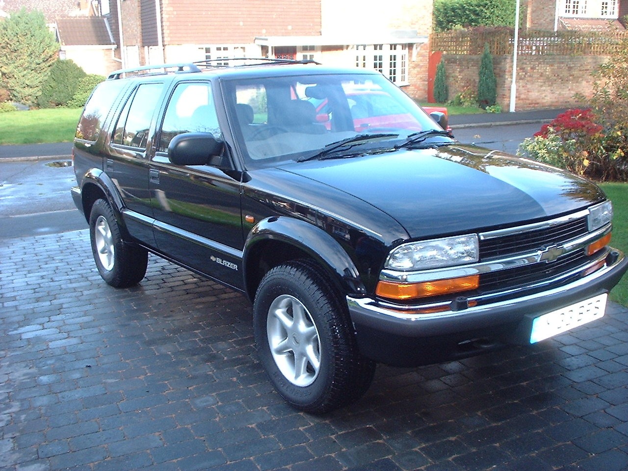 2002 Chevrolet Blazer Information And Photos MOMENTcar