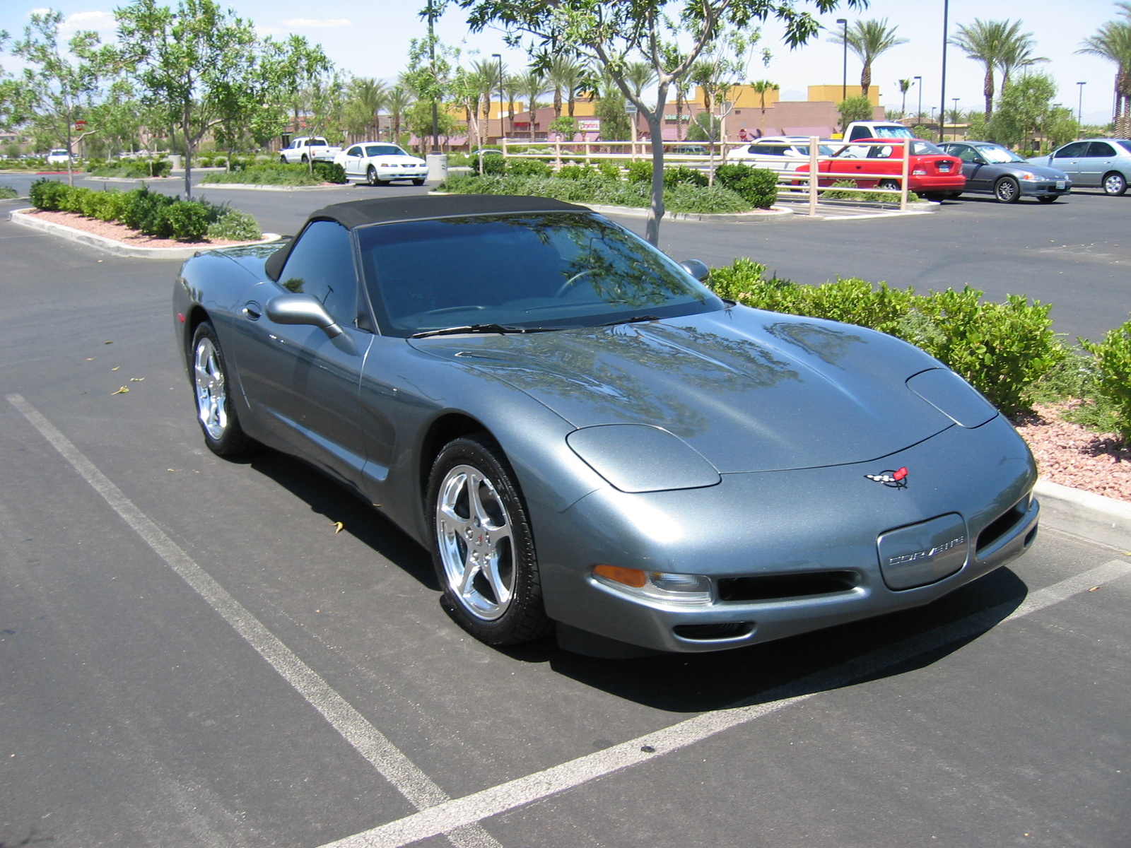 Chevrolet Corvette 2004 #4
