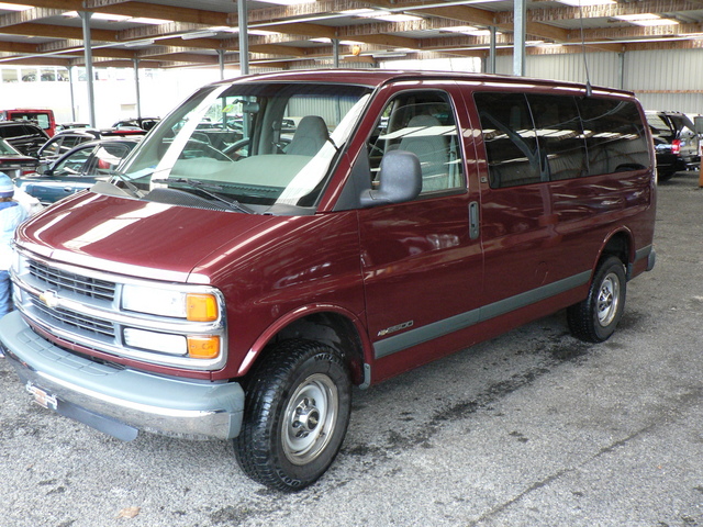 Chevrolet Express 1998 #3