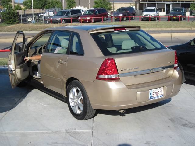 chevy malibu hatchback 2005