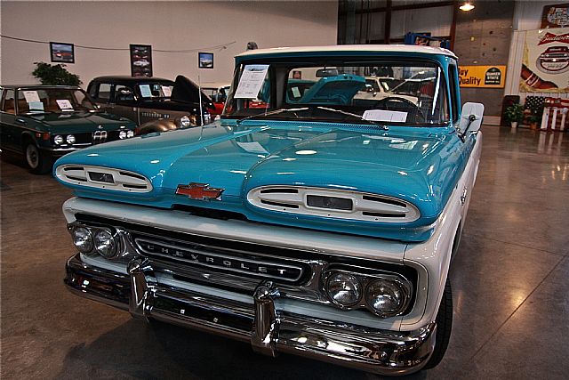 Chevrolet Pickup 1961 #9
