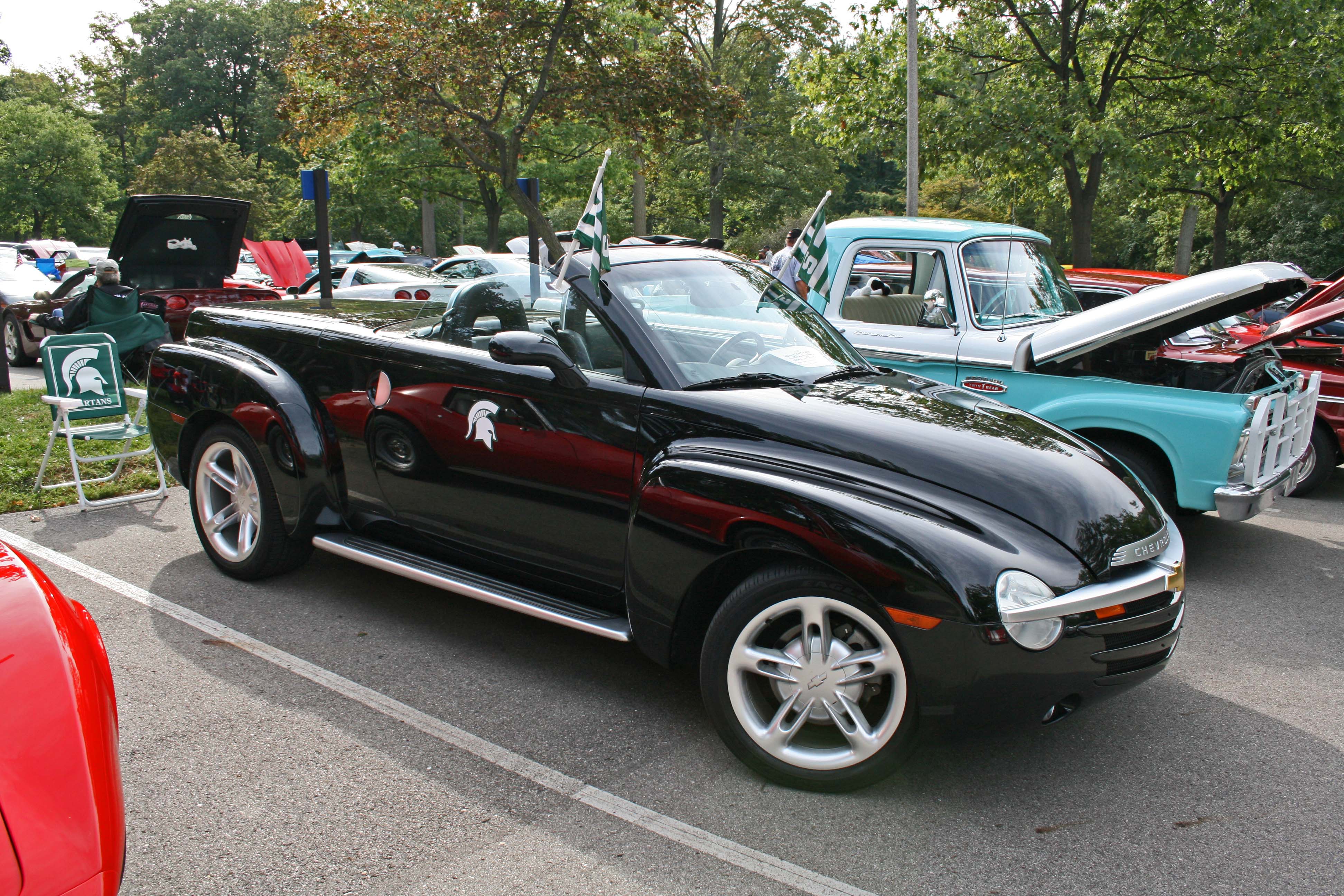 Chevrolet SSR 2003 #2