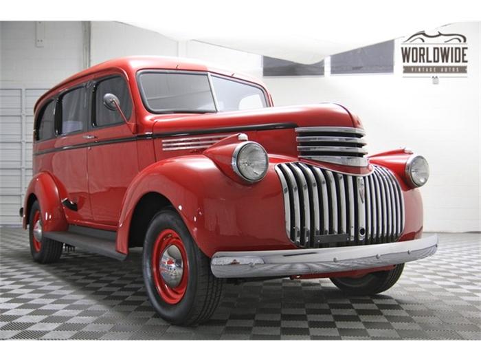 Chevrolet Suburban 1942 #10
