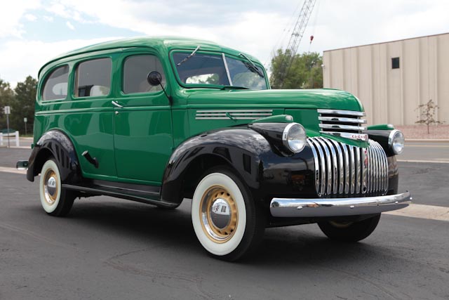 Chevrolet Suburban 1946 #4