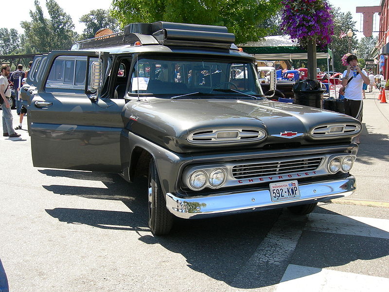 Chevrolet Suburban 1961 #11