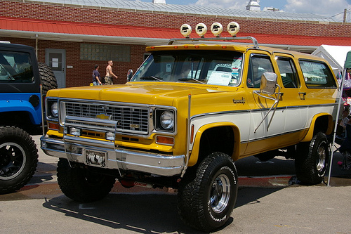 Chevrolet Suburban 1974 #5