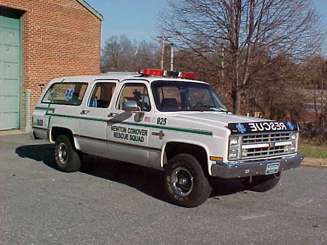 Chevrolet Suburban 1985 #9