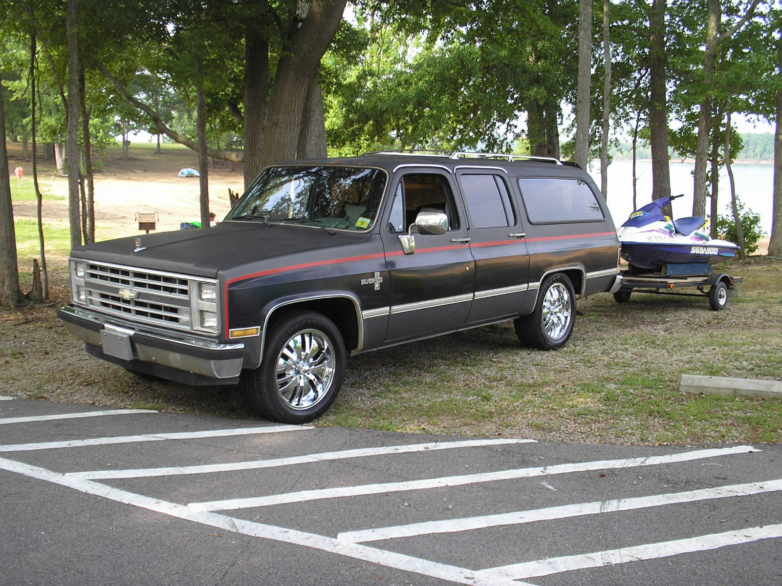 Chevrolet Suburban 1986 #10