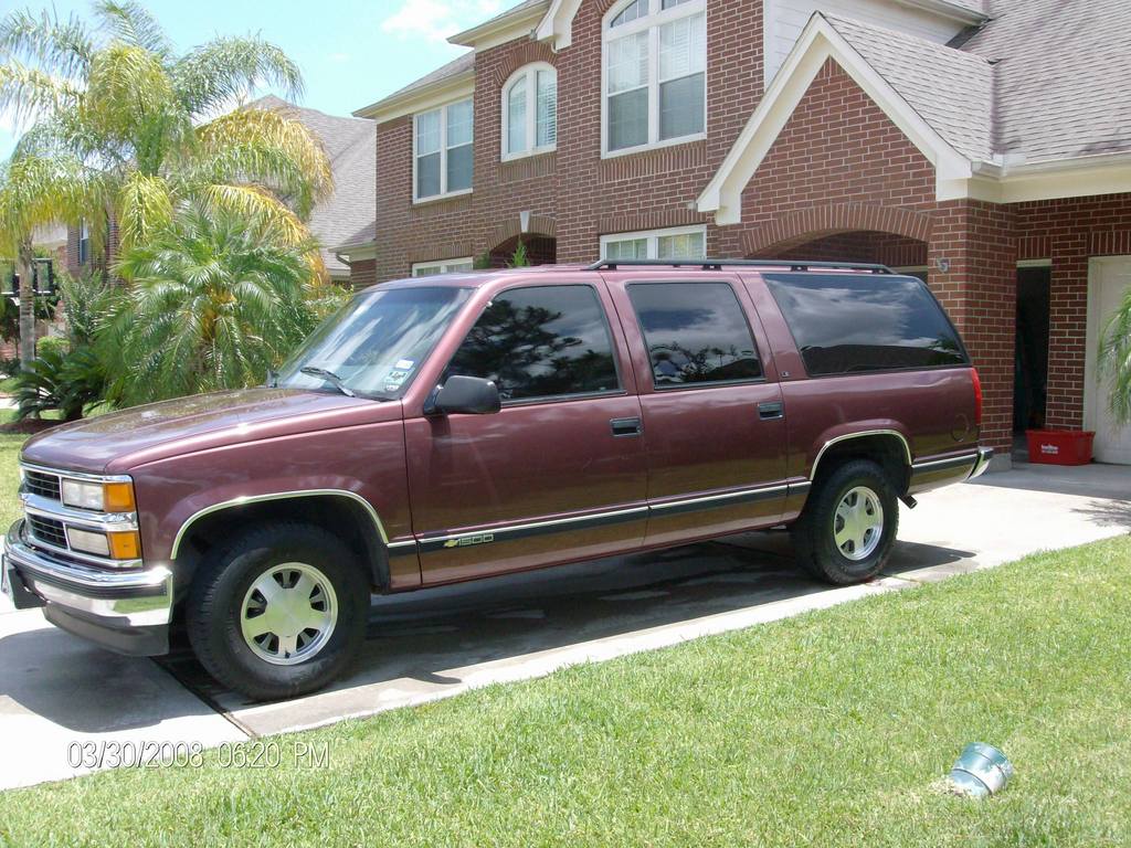 Chevrolet Suburban 1997 #4