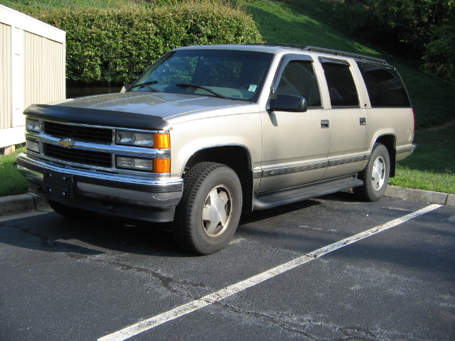 Chevrolet Suburban 1998 #1