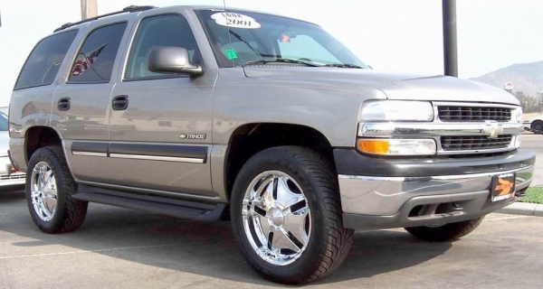 Chevrolet Tahoe 2001 #4