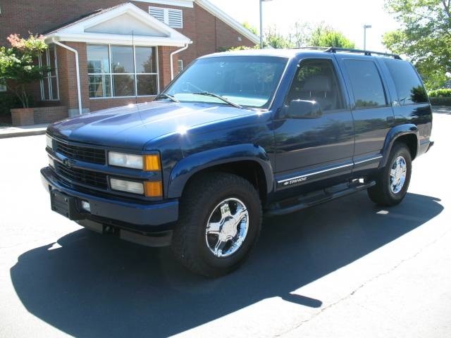 2000 Chevrolet Tahoe Limited/Z71 Information and photos