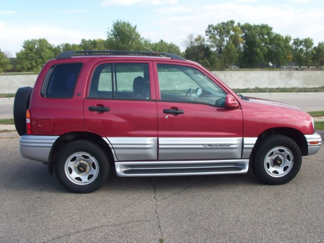Chevrolet Tracker 2001 #5